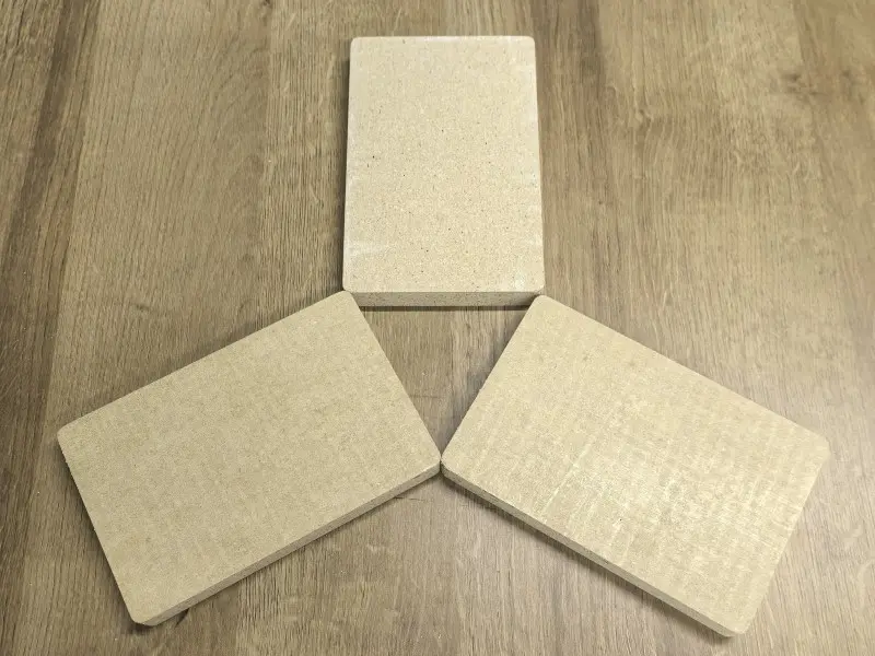 Comparing Magnesium Sulfate and Magnesium Chloride Boards, as well as Non-woven and Sanded Magnesium Oxide Boards (3).jpg